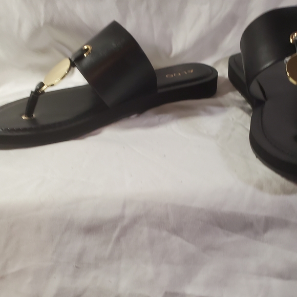 Aldo Women's Sandals in Black with Gold Accents - Picture 6 of 6